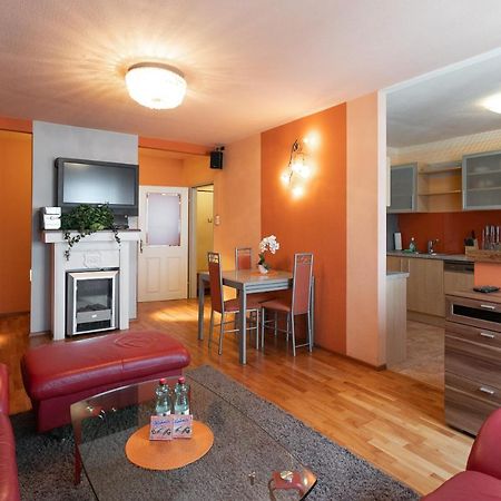 Zentrales Apartment In U-Bahn Naehe & Hauptbahnhof Wien Exteriör bild