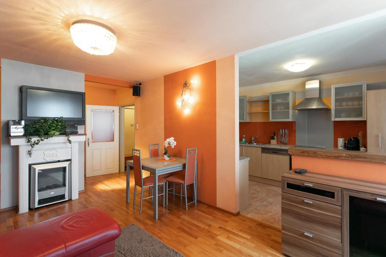 Zentrales Apartment In U-Bahn Naehe & Hauptbahnhof Wien Exteriör bild