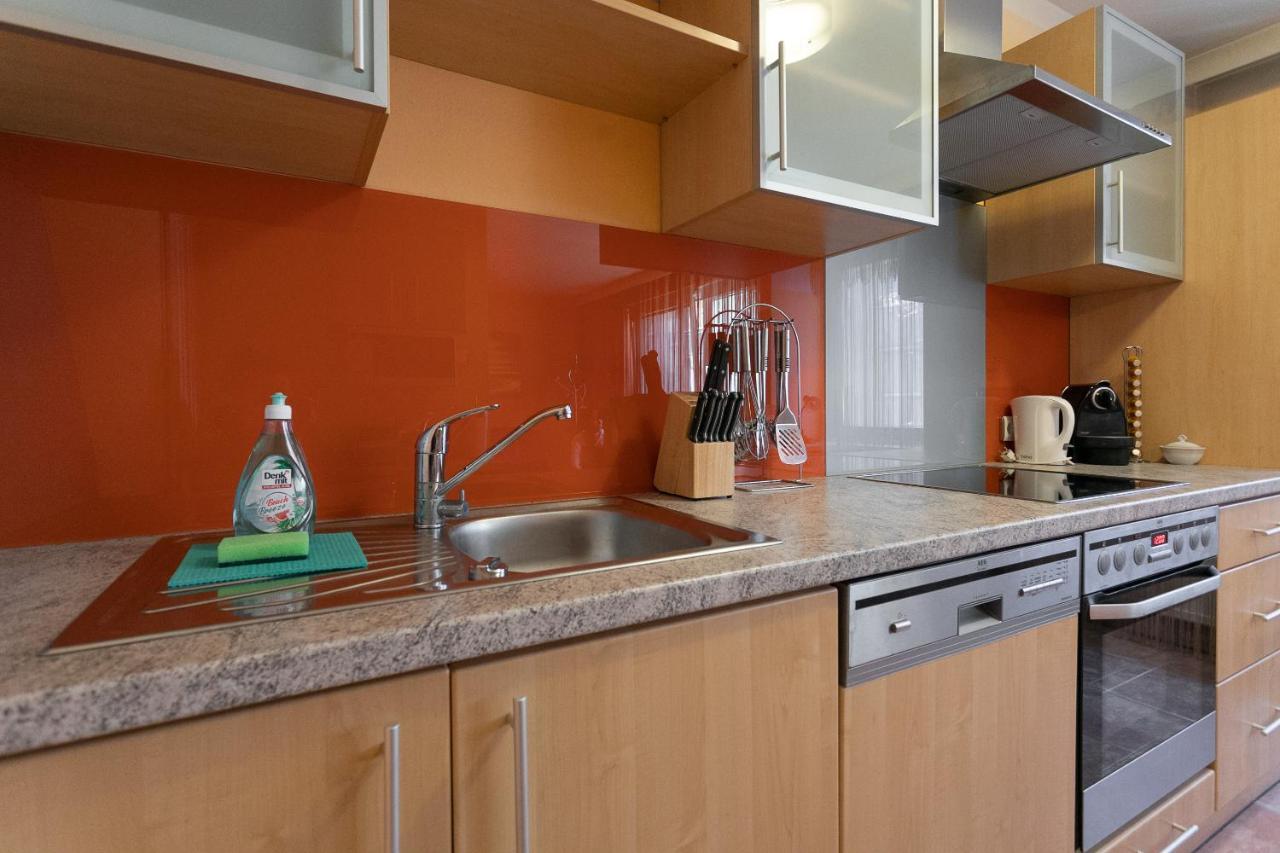 Zentrales Apartment In U-Bahn Naehe & Hauptbahnhof Wien Exteriör bild